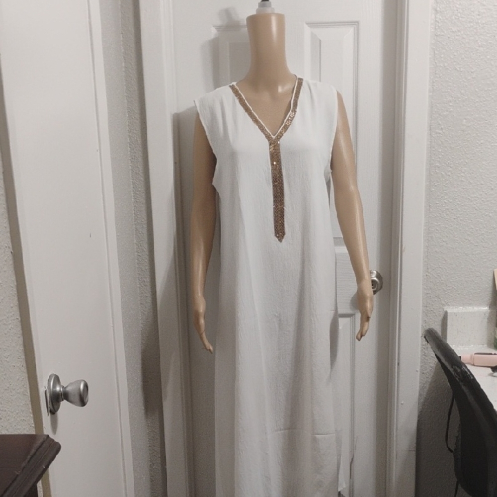 White Sleeveless Maxi Dress with Gold Accent - Picture 3 of 10